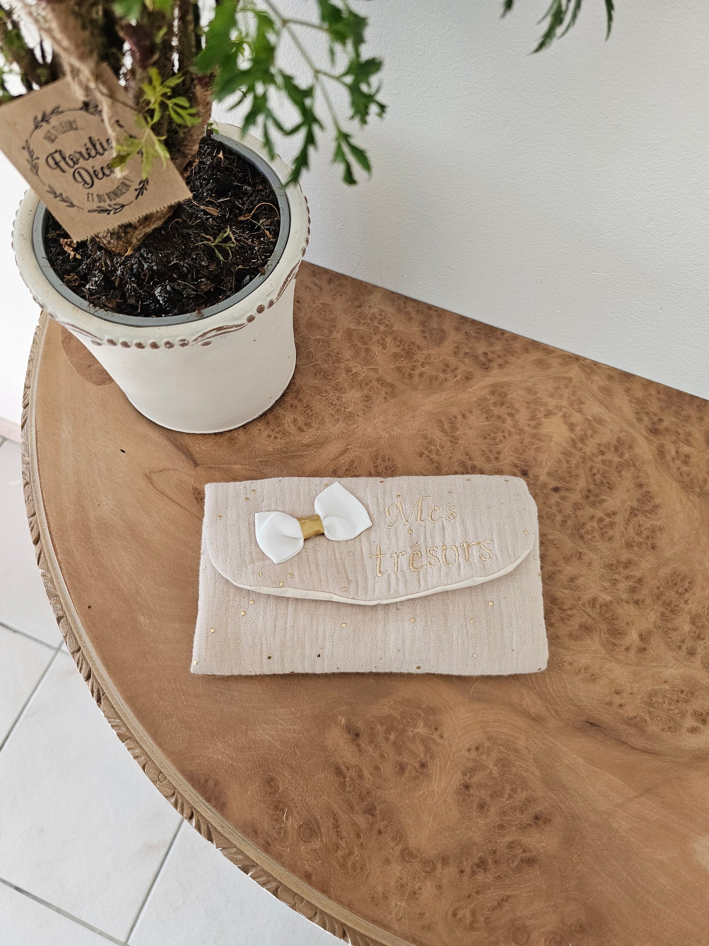 Pochette pour nœud double gaze pois doré écru