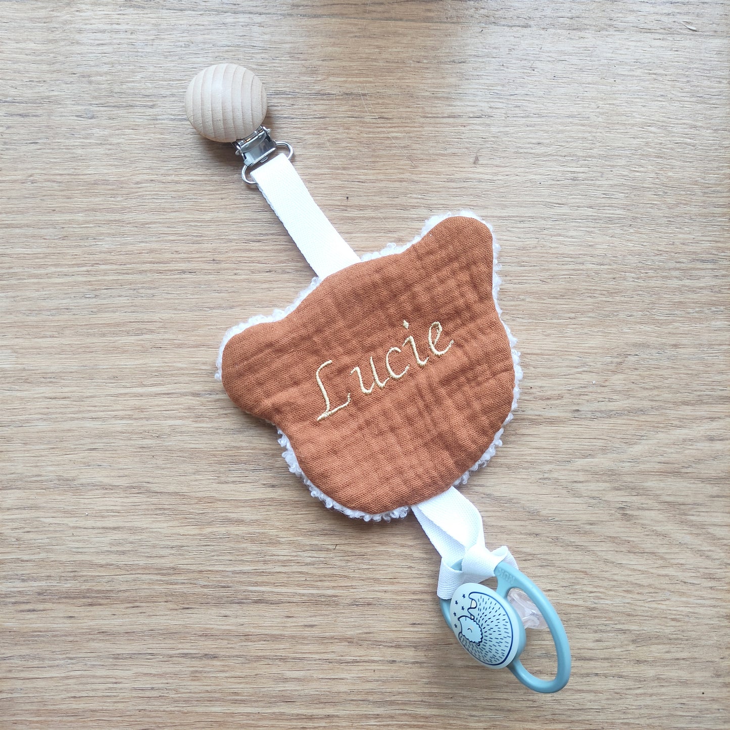 Pacifier clip for comforter